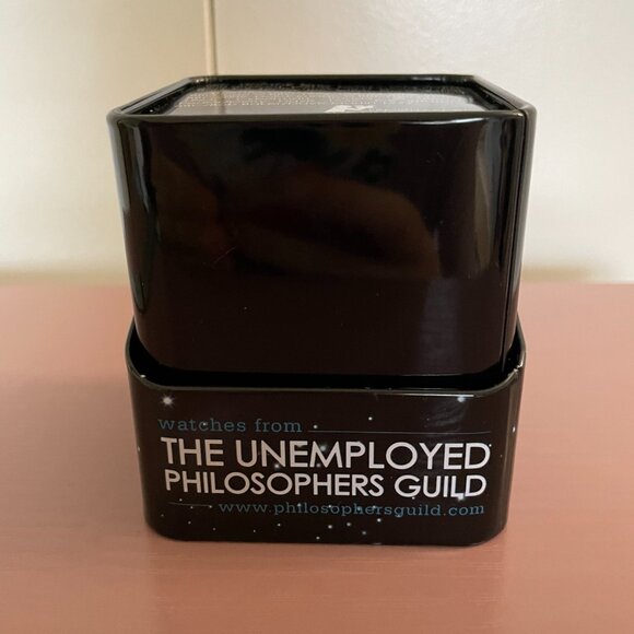 Tardis Dr Who Watch With Box from the Unemployed Philosopher's Guild - Picture 4 of 16